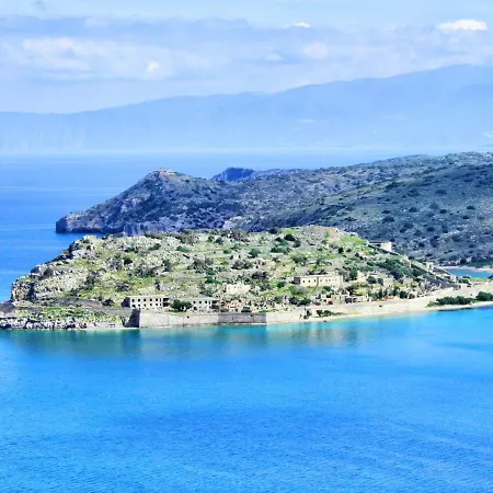 Hotel Krini 3*